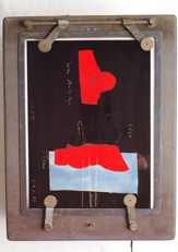 1998, Inútil